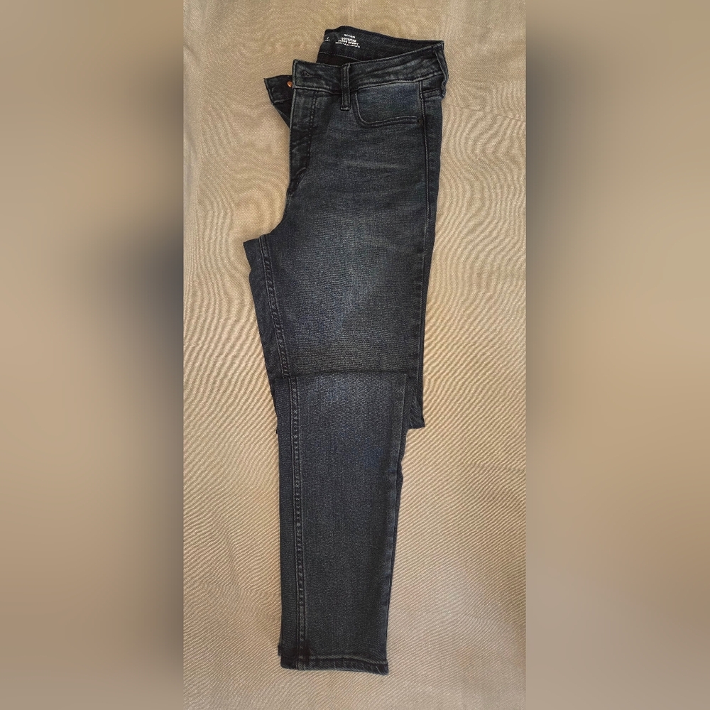 NWOT Old Navy High-Rise Rockstar Super Skinny Jeans - Dark Blue - Size 6 Short